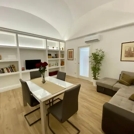Oplonti S House Boscomonaco